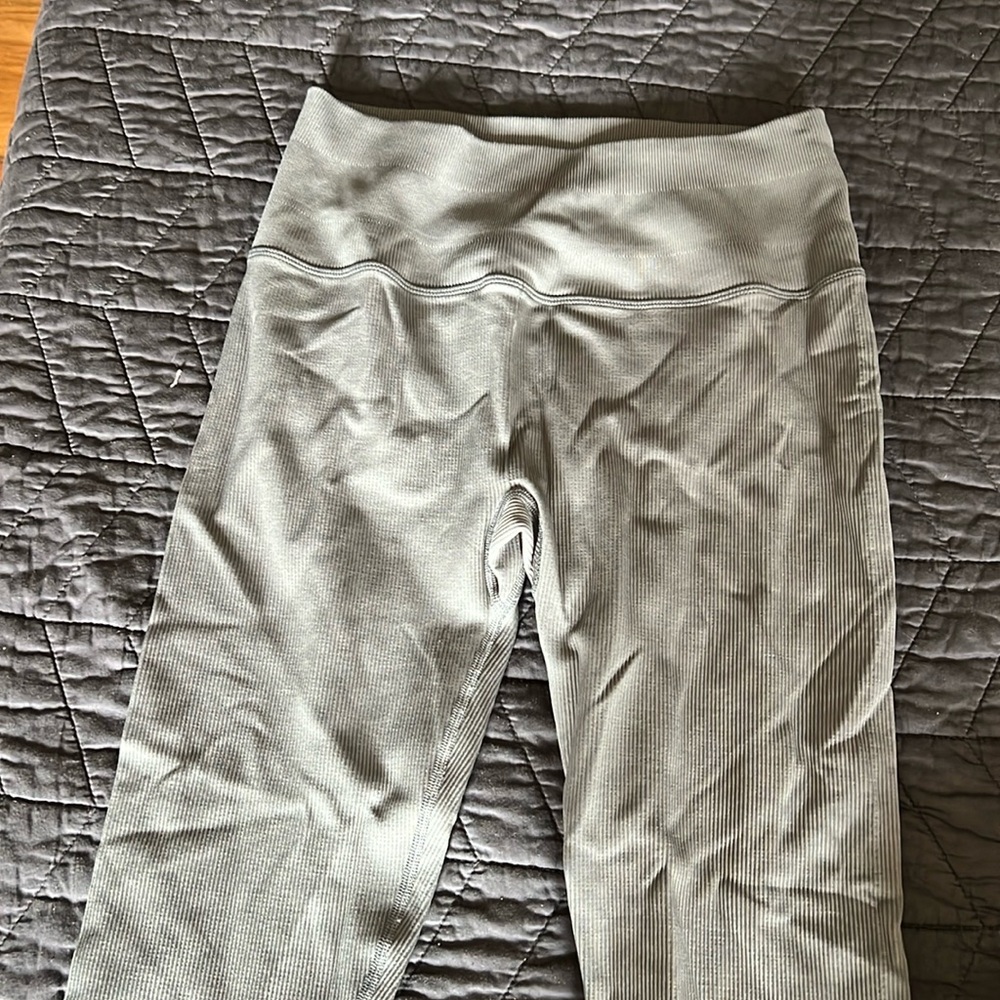 Alo leggings